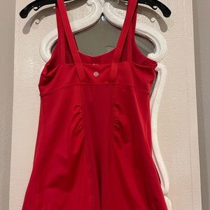 Lululemon Red top